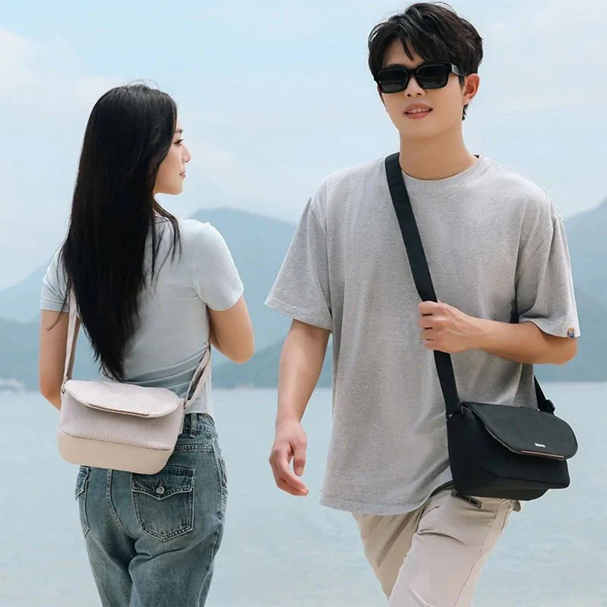 Ulanzi F02 Light Weight Single-Shoulder Bag