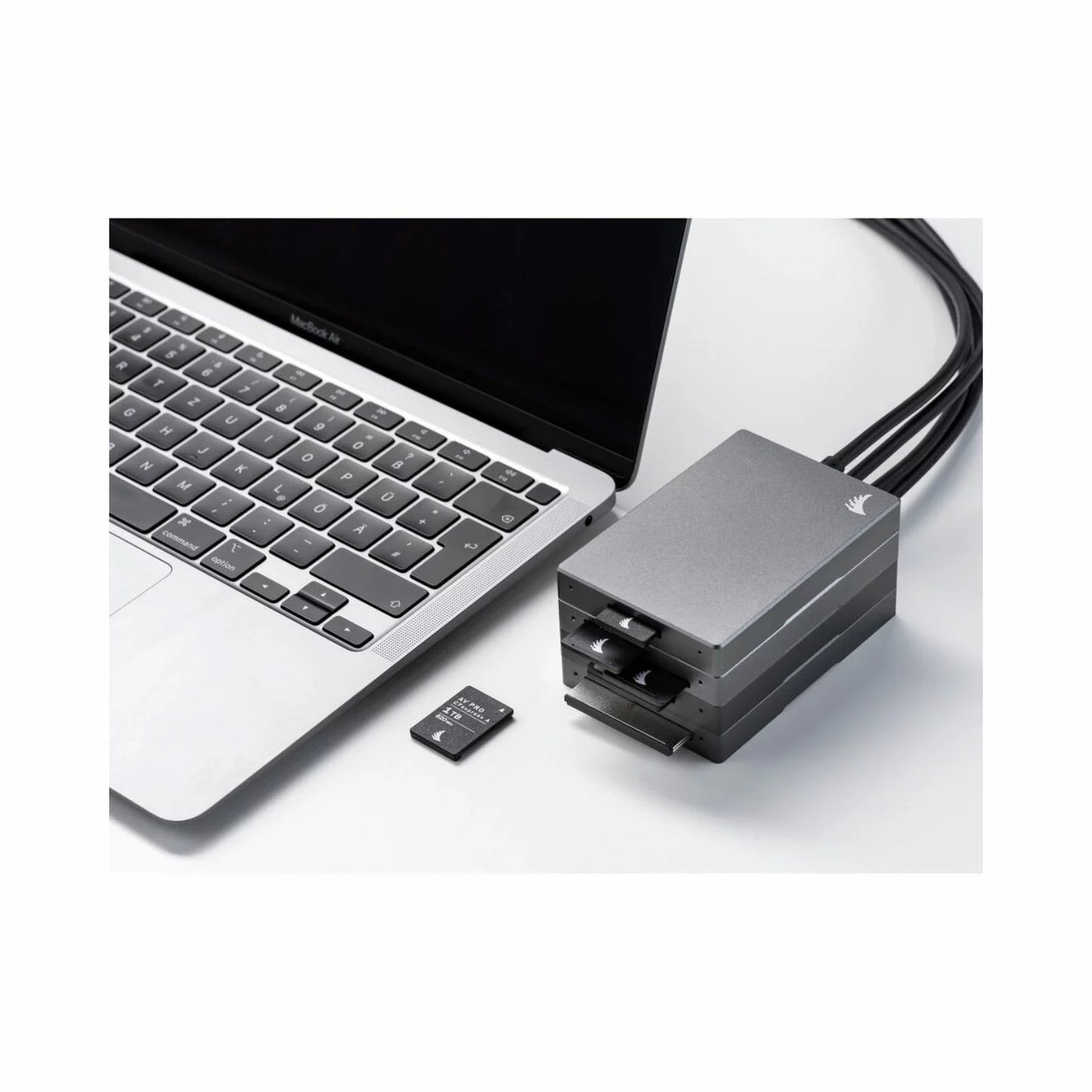 Angelbird-CFexpress-2.0-Type-A-Card-Reader-Online-Buy-India_5 - Hey Jimmy