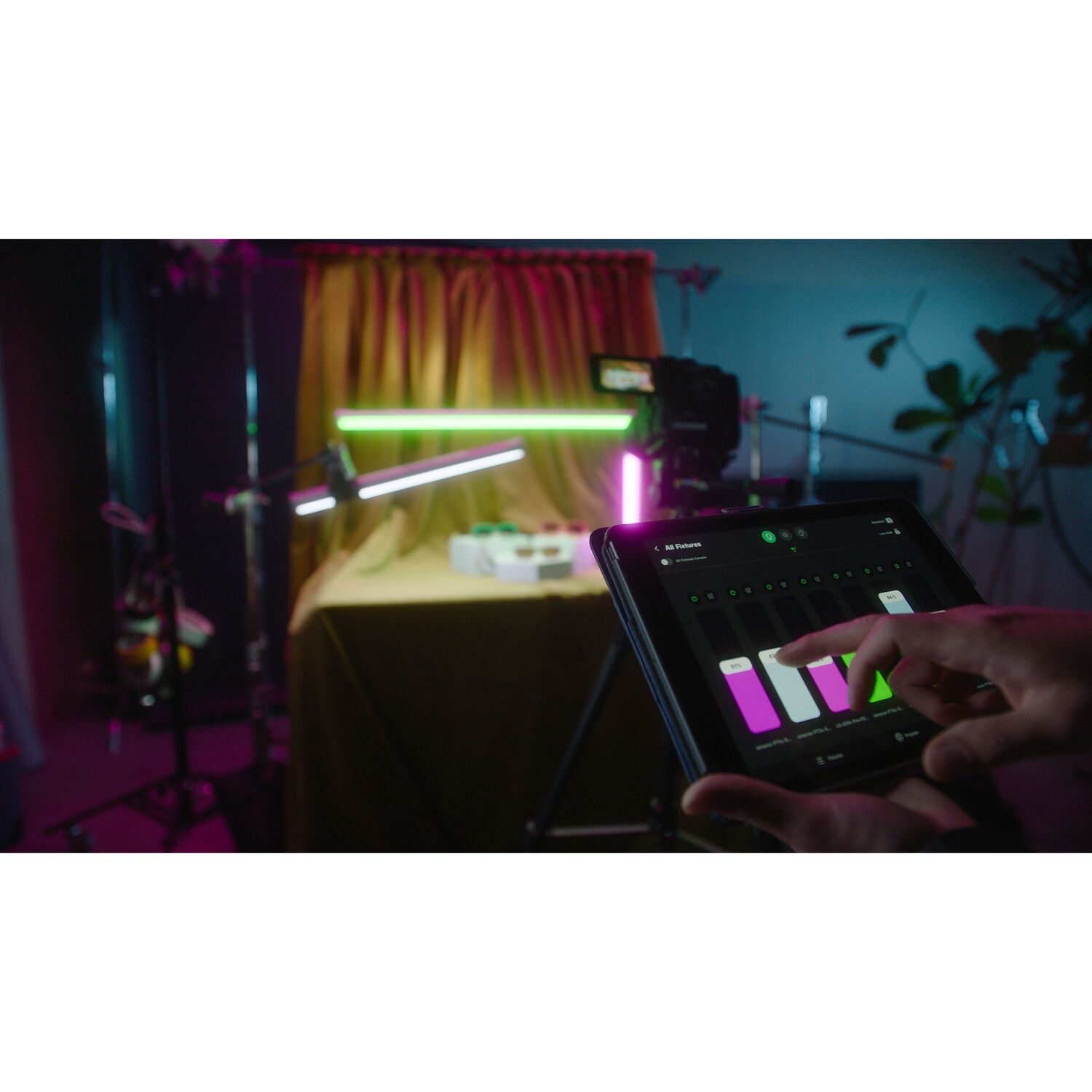 Aputure-Amaran-PT1c-RGB-LED-Pixel-Light-1Feet-Online-Buy-India_4 - Hey Jimmy