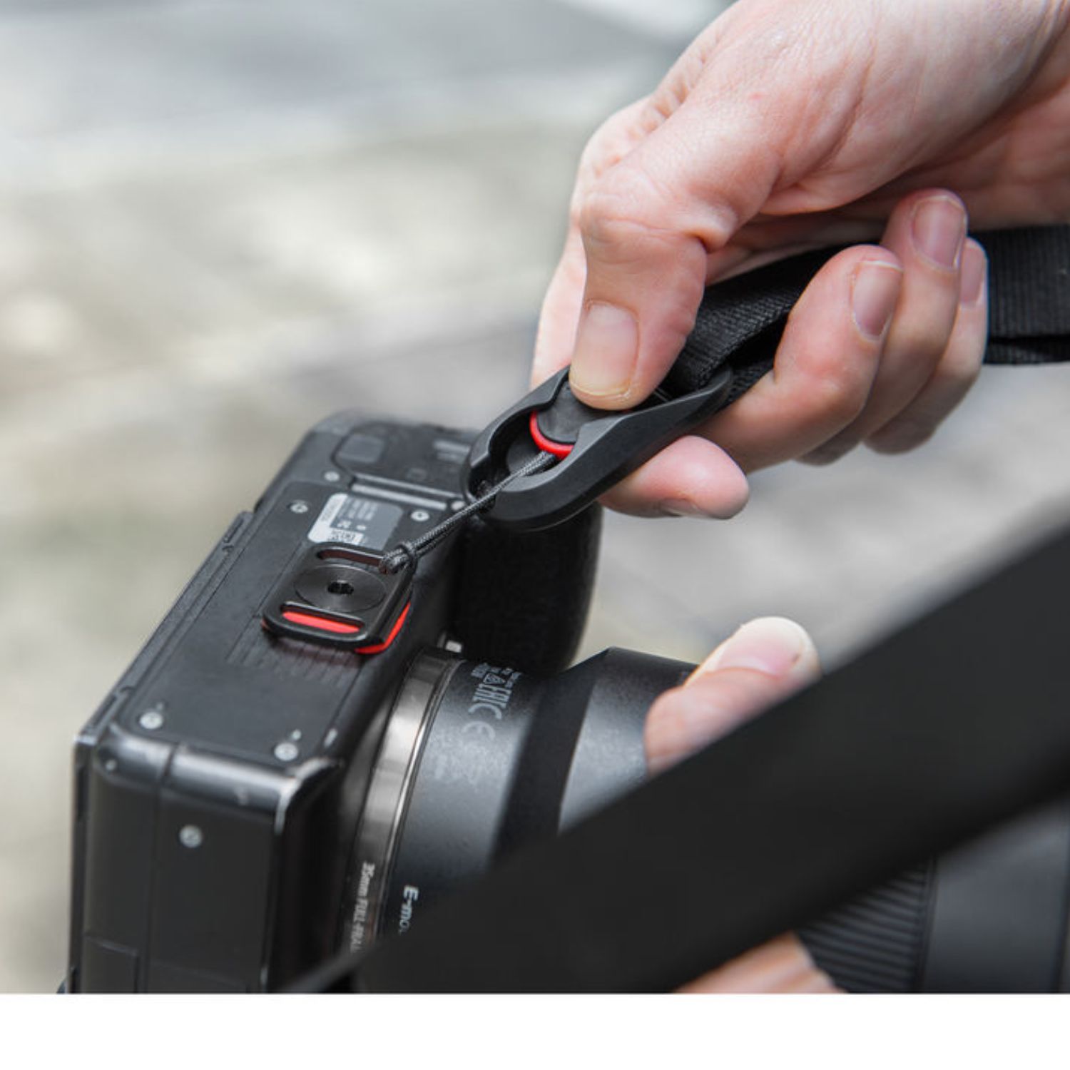 Peak-Design-Anchor-Mount-for-Camera-Straps-Online-Buy-Mumbai-India_4 - Hey Jimmy