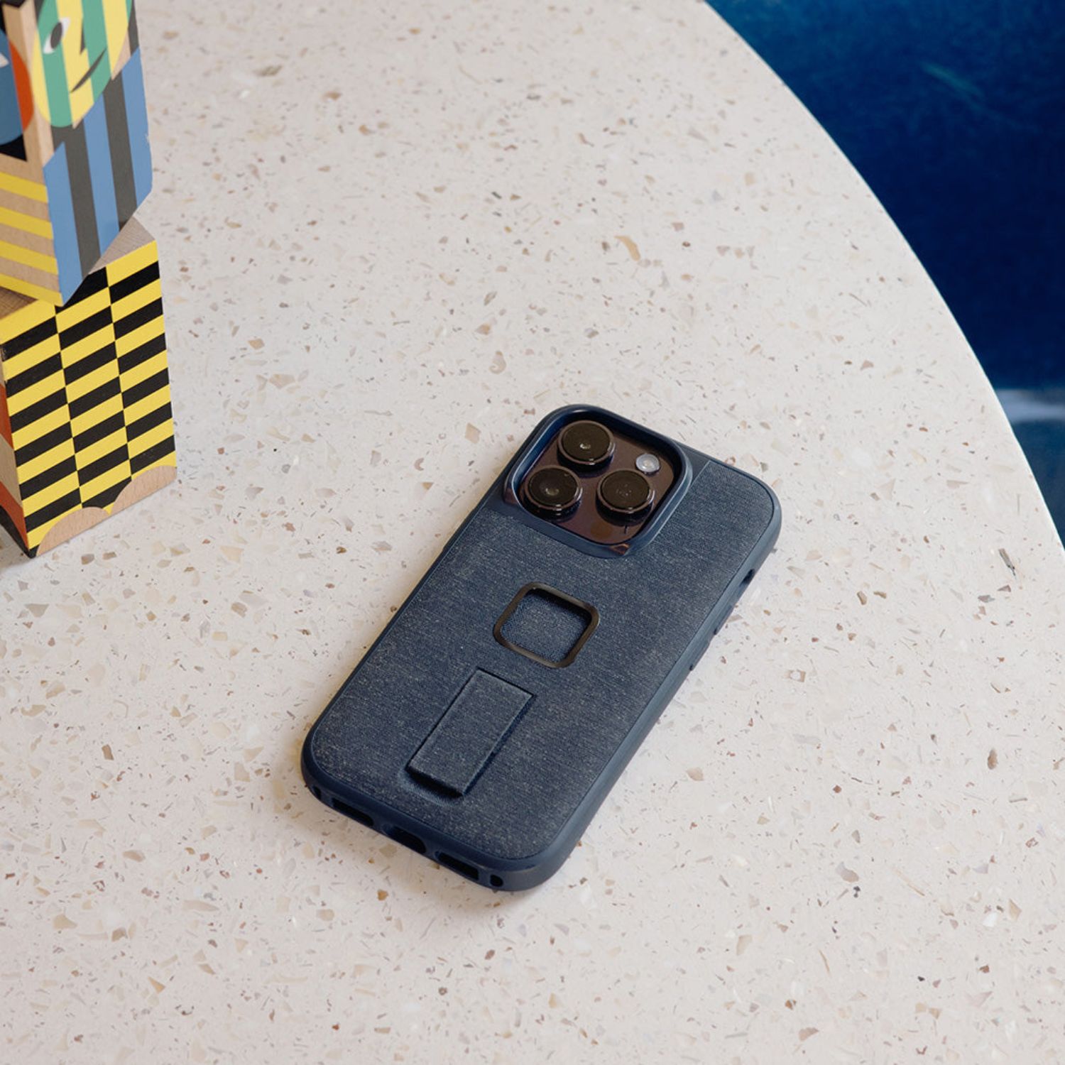 Peak-Design-Everyday-Case-For-Iphone-15-Pro-Max-V2-With-Loop-Midnight-Online-Buy-India_1 - Hey Jimmy