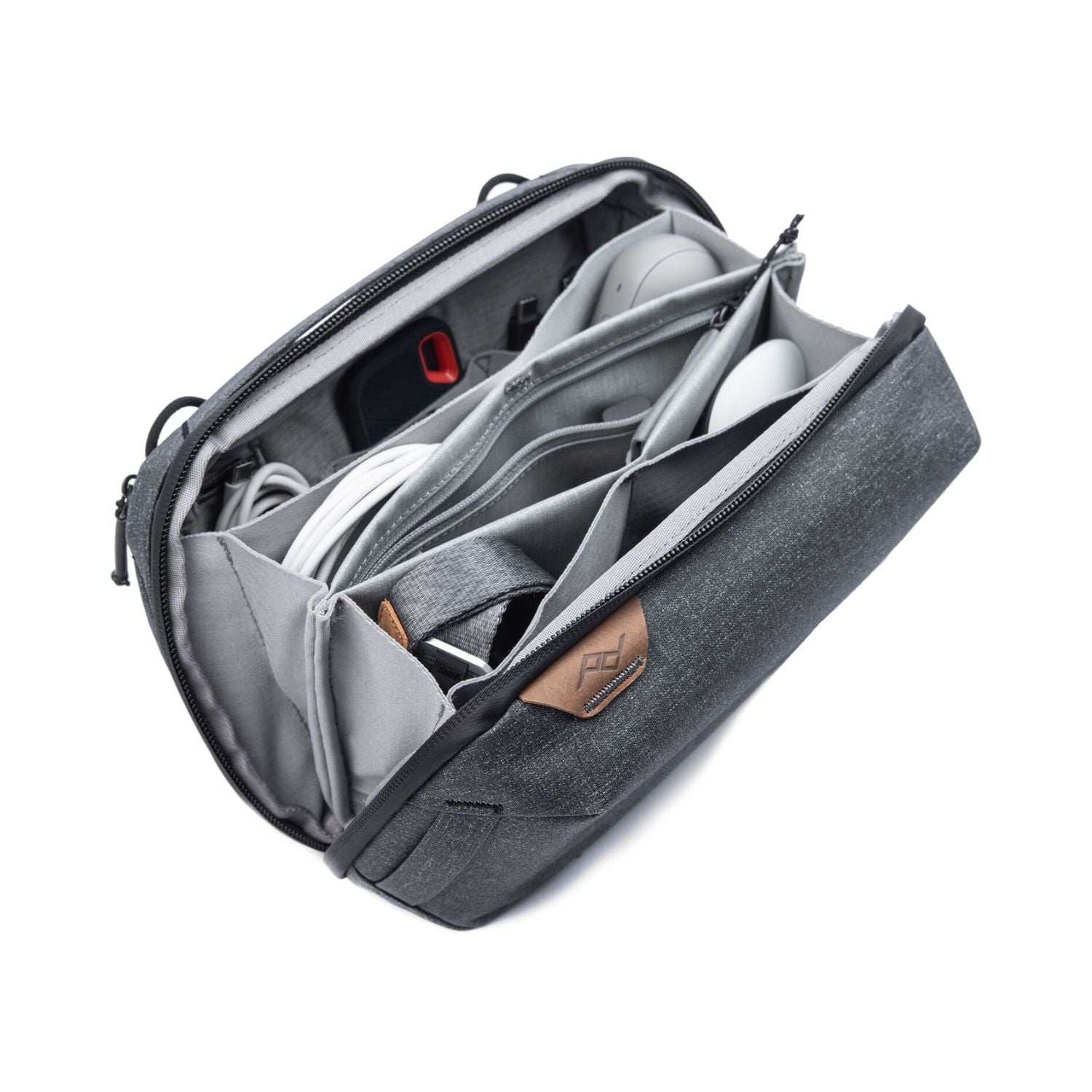 Peak-Design-Travel-Tech-Pouch-Charcoal-Online-Buy-Mumbai-India_2 - Hey Jimmy