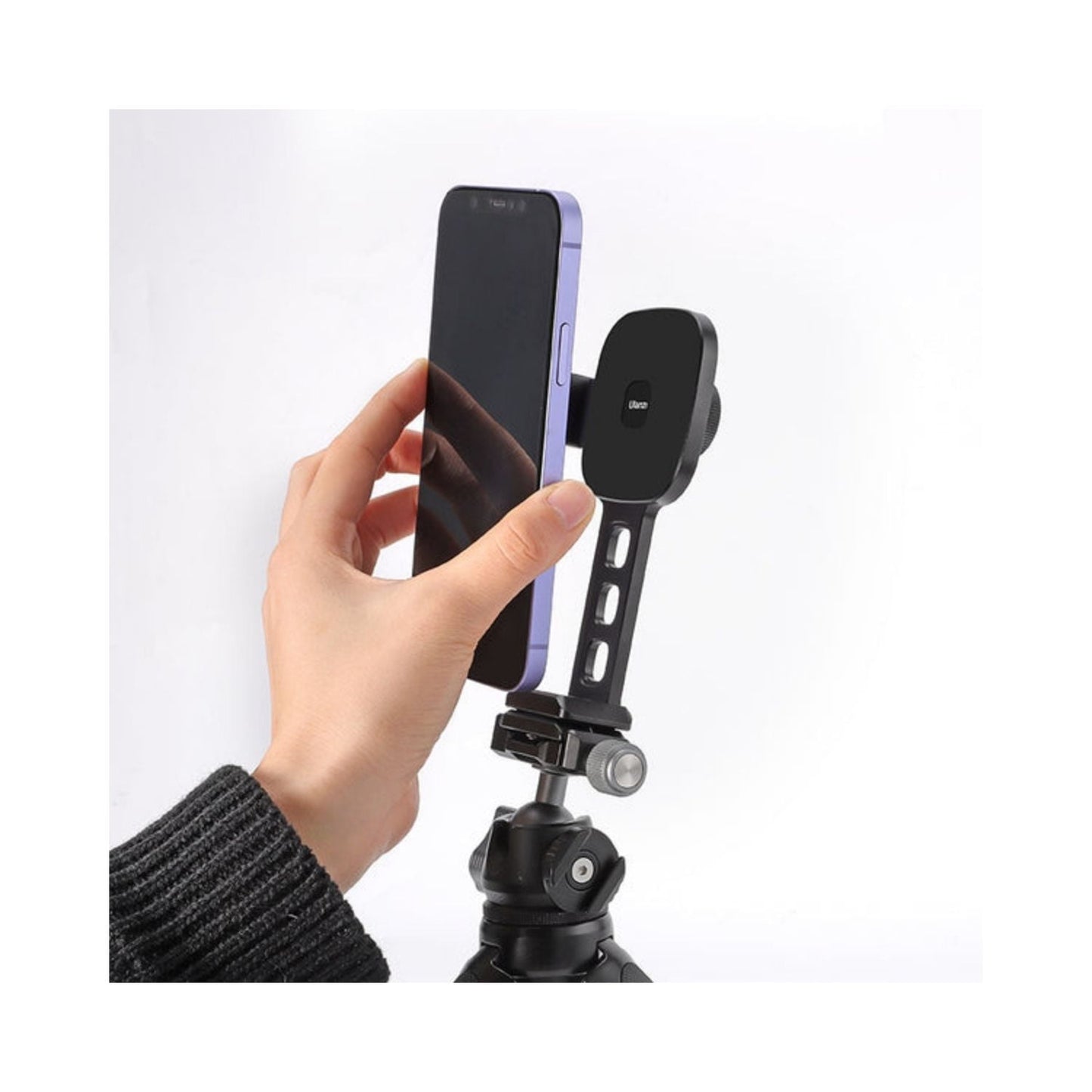 Ulanzi-ST-28-Magnetic-Phone-Mount-Compatible-with-iPhone-MagSafe-Online-Buy-Mumbai-India_8 - Hey Jimmy