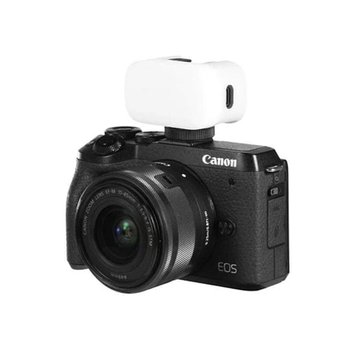Ulanzi-VL15-Super-Mini-RGB-Video-Light-Online-Buy-Mumbai-India-4 - Hey Jimmy